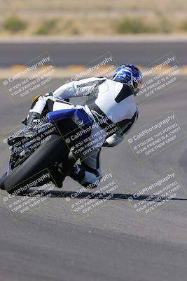 media/Oct-08-2022-SoCal Trackdays (Sat) [[1fc3beec89]]/Turn 11 Backside (1145am)/